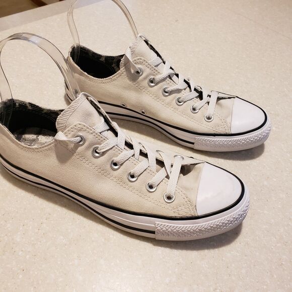 Converse Chuck Taylor All Star Low Top Mens 10 Cream - Picture 1 of 7
